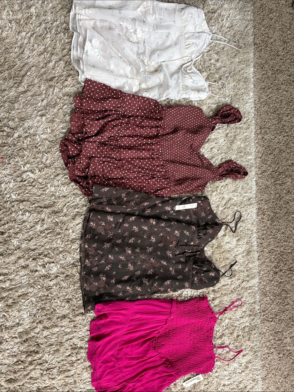 New lot four dresses rompers women’s XXL 20